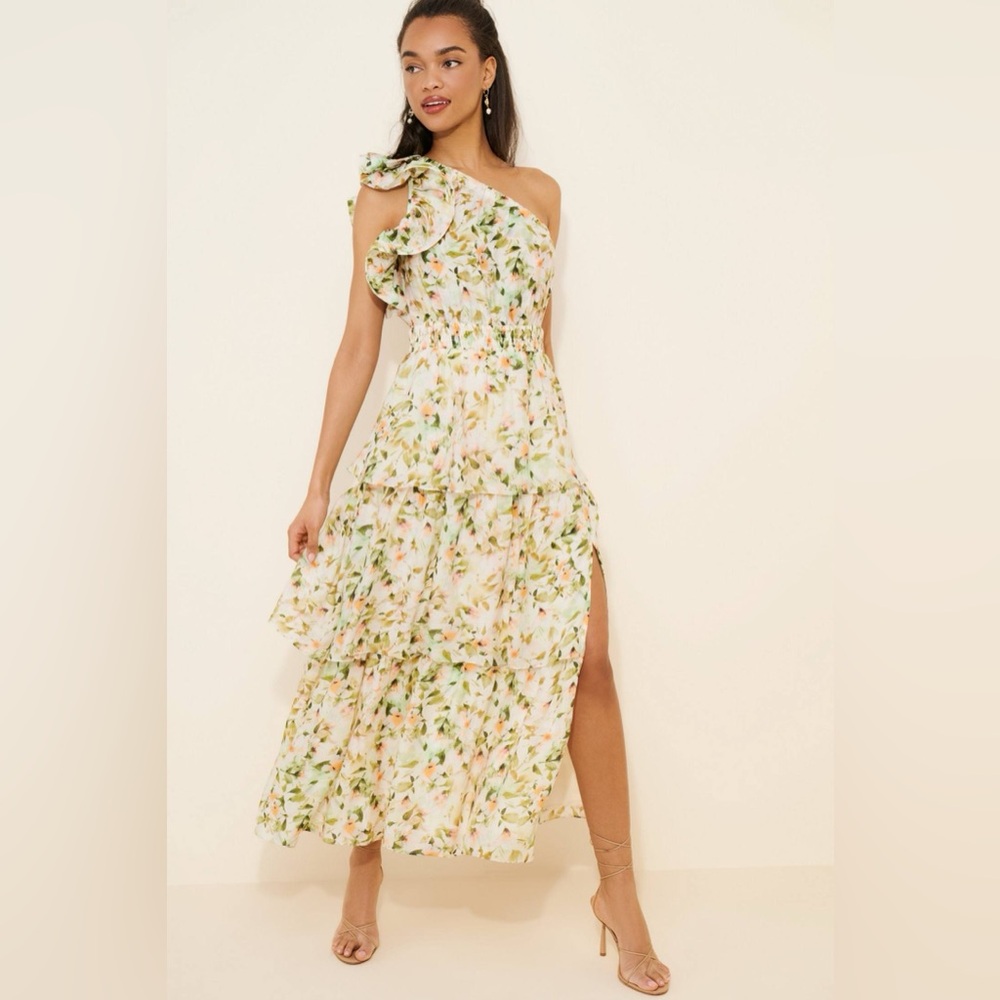 ASTR the Label Imelda One Shoulder Floral Maxi Dress- Cream/Green Size S NWT